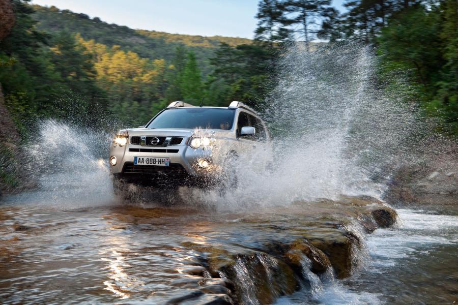  Nissan X-Trail 2011 года  (фото 19 из 37)